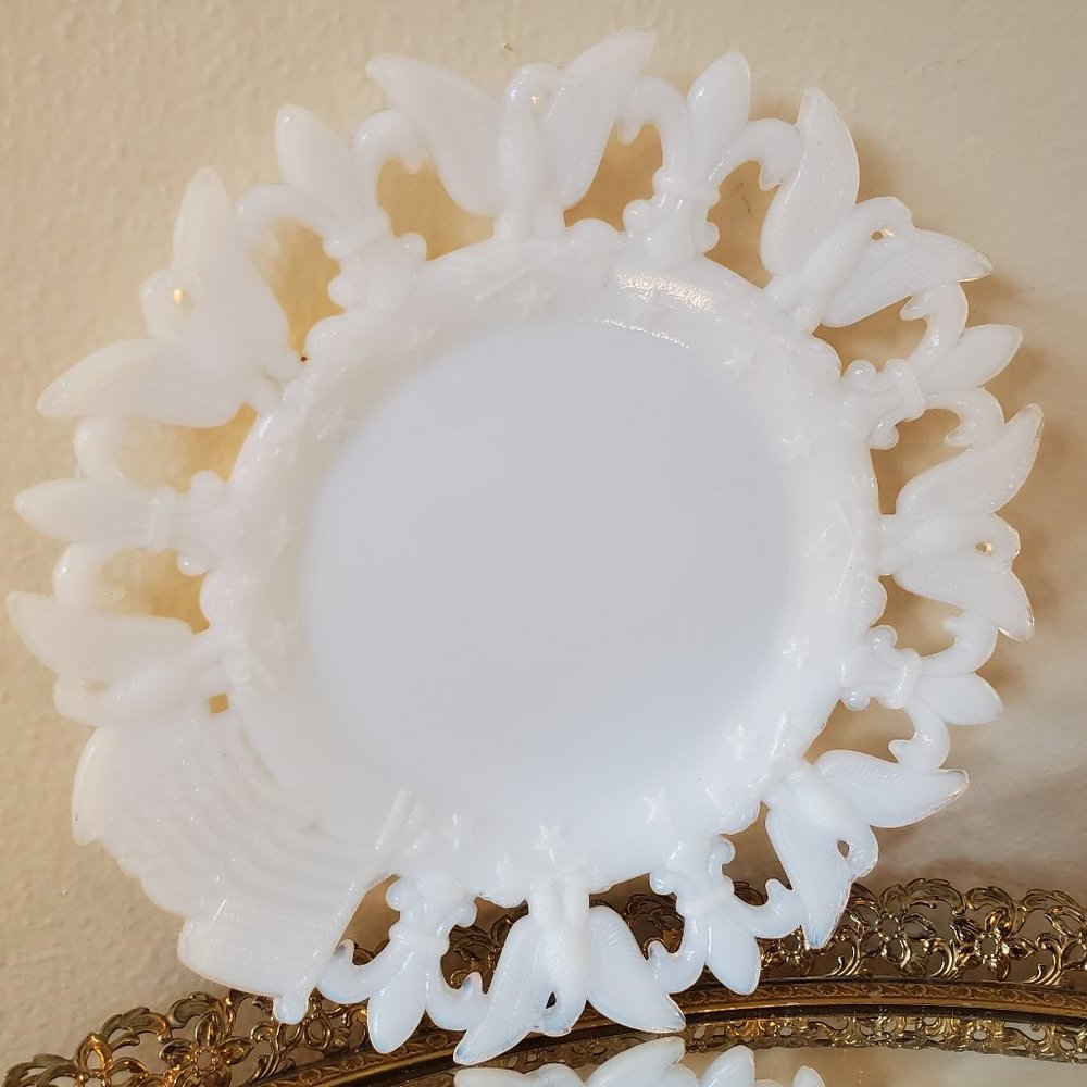 Westmoreland Milk Glass Eagle Plate